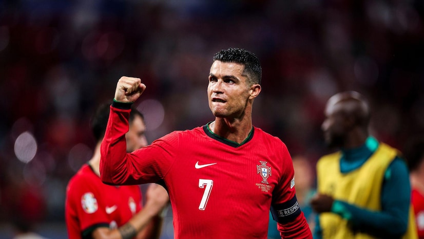 迫使对手自 迫使对手自